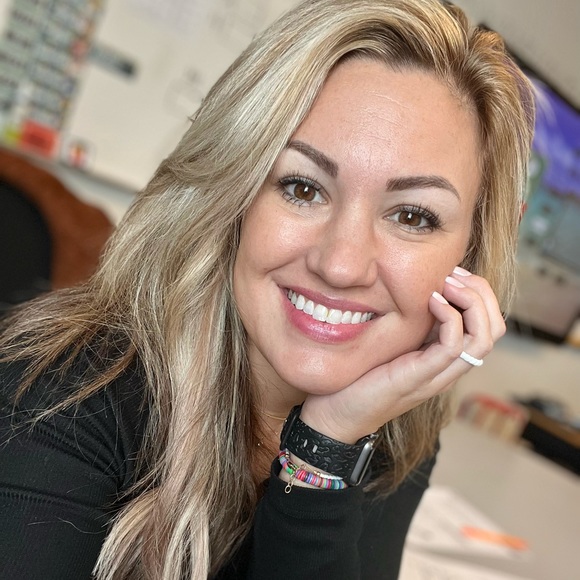 nicoleteague37